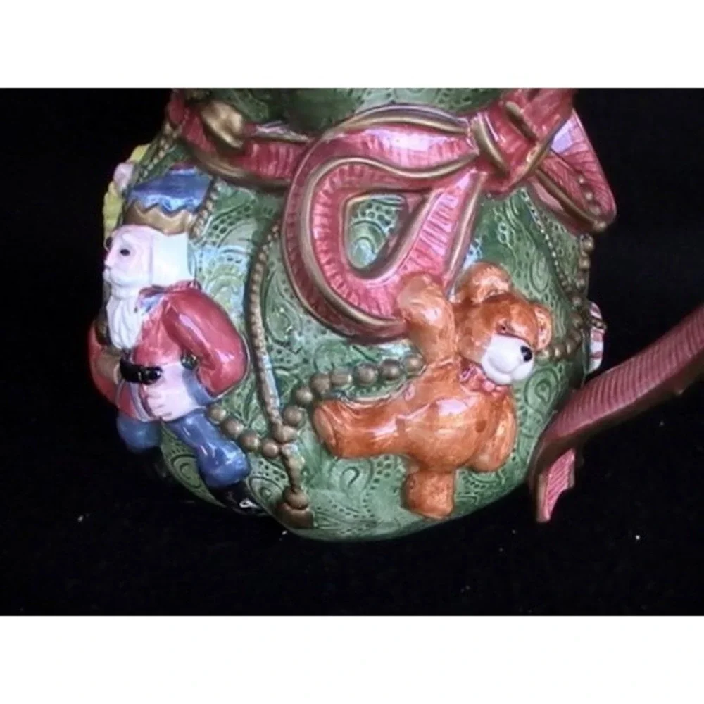 Fitz and Floyd 1995 Santas Toy Bag Christmas Pitcher Nutcracker Teddy Bear 24oz